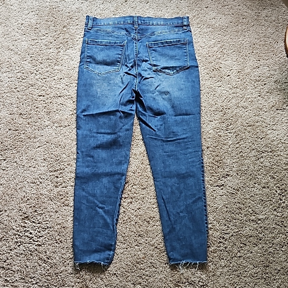 Time and Tru distressed denim jeans, size 13/31 - Picture 7 of 7